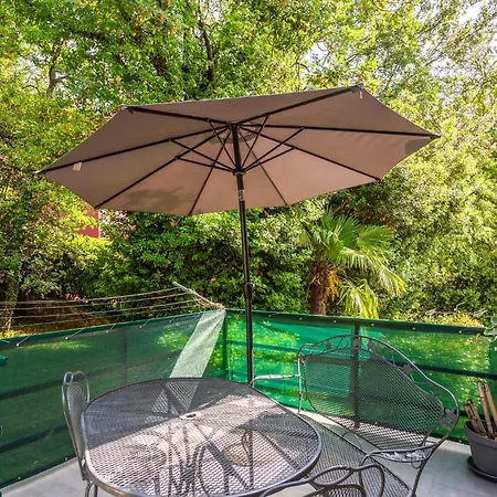 3 Bedroom Cozy In * 奥帕提亚