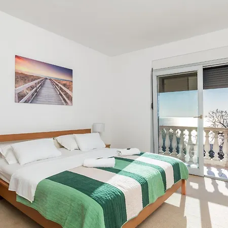 Awesome In With 3 Bedrooms&wifi *