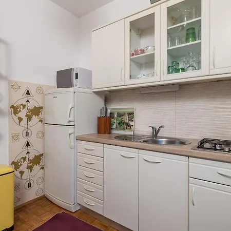 Awesome In With 3 Bedrooms&wifi Opatija